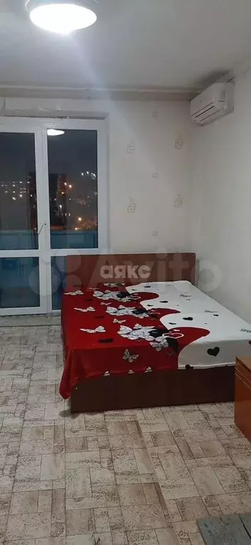 Комната 21,1 м в 4-к., 8/9 эт. - Фото 1