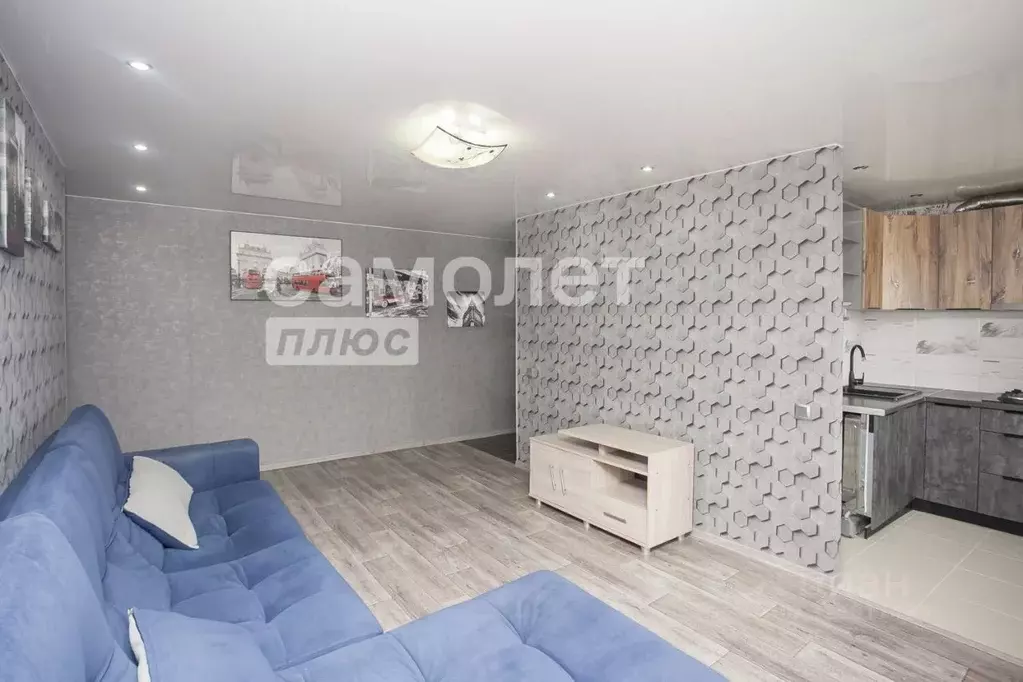 3-к кв. Кемеровская область, Кемерово просп. Ленина, 48 (54.1 м) - Фото 0