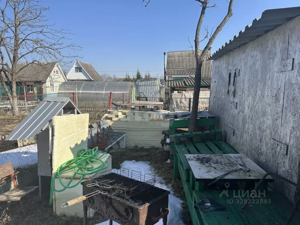 Дом в Брянская область, Брянск Болва садовое общество,  (22 м) - Фото 1