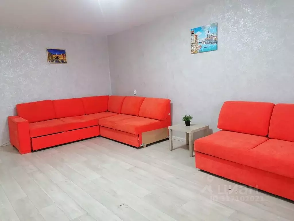 1-к кв. Свердловская область, Невьянск ул. Малышева, 13/2 (40.0 м) - Фото 0