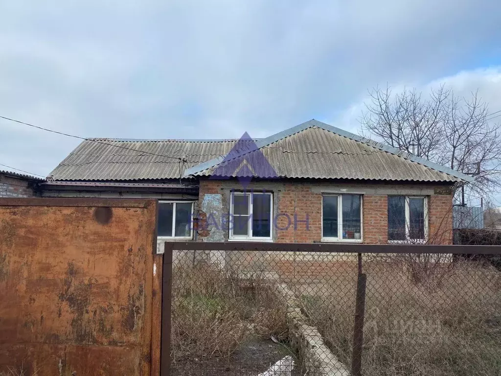 Дом в Ростовская область, Волгодонск пер. 8 Марта, 29 (100 м) - Фото 0