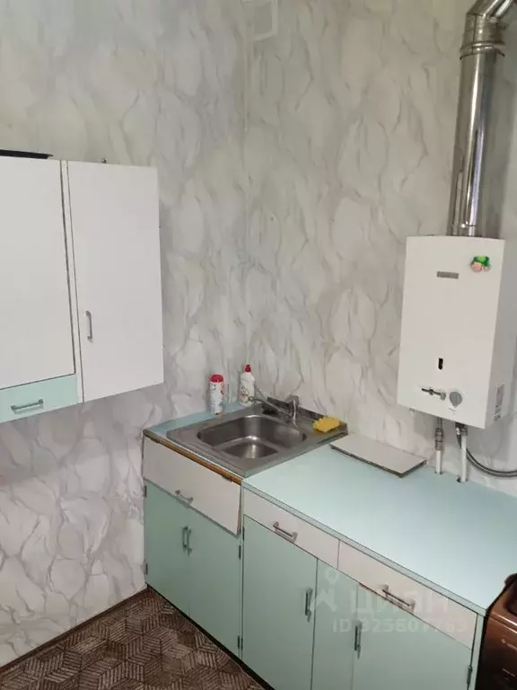 2-к кв. Московская область, Серпухов Физкультурная ул., 27 (50.0 м) - Фото 2