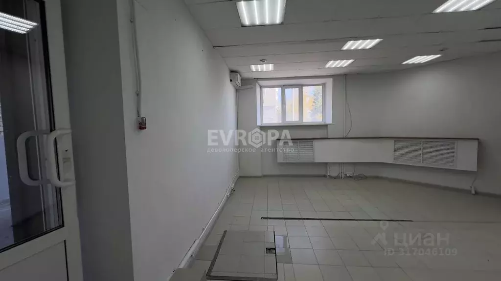 Торговая площадь в Ульяновская область, Ульяновск ул. Гончарова, 1 (42 ... - Фото 1