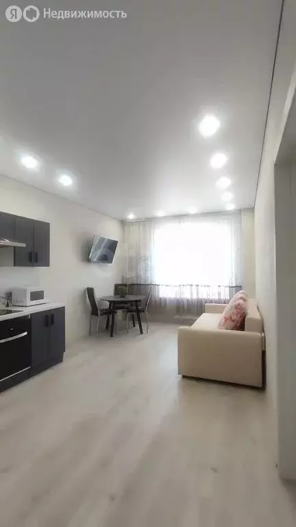 1-комнатная квартира: Тюмень, Комбинатская улица, 54к2 (45 м) - Фото 1