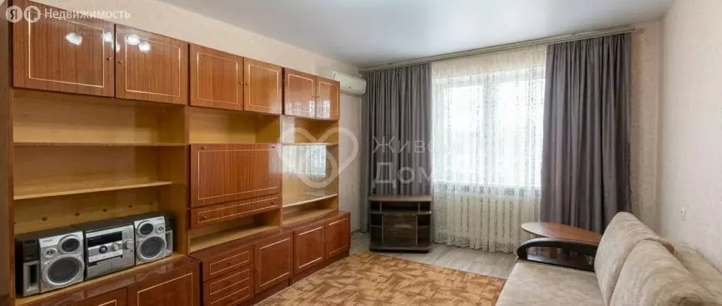 3-комнатная квартира: Волгоград, улица Репина, 7 (67.4 м) - Фото 2