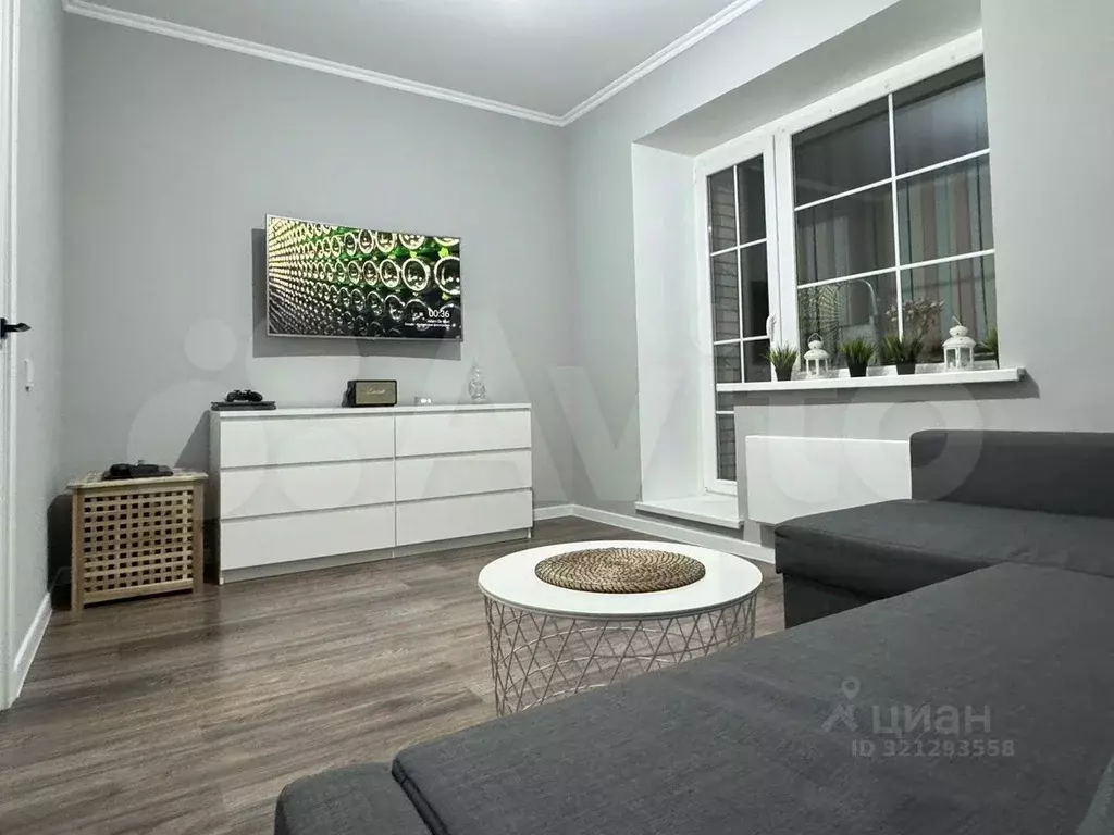 1-к кв. Белгородская область, Старый Оскол Степной мкр, 2 (52.0 м) - Фото 2