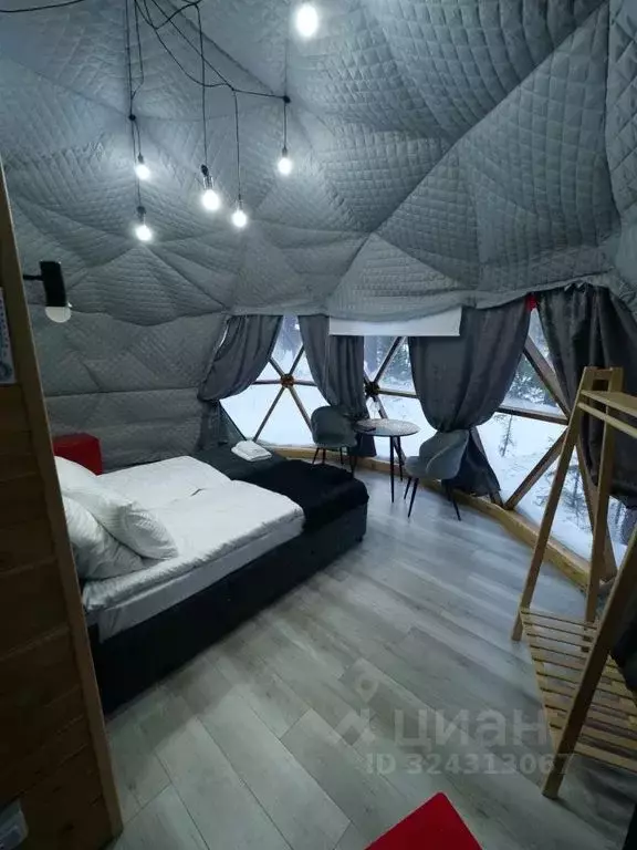 Дом в Красноярский край, Дивногорск городской округ, пос. Усть-Мана  ... - Фото 1