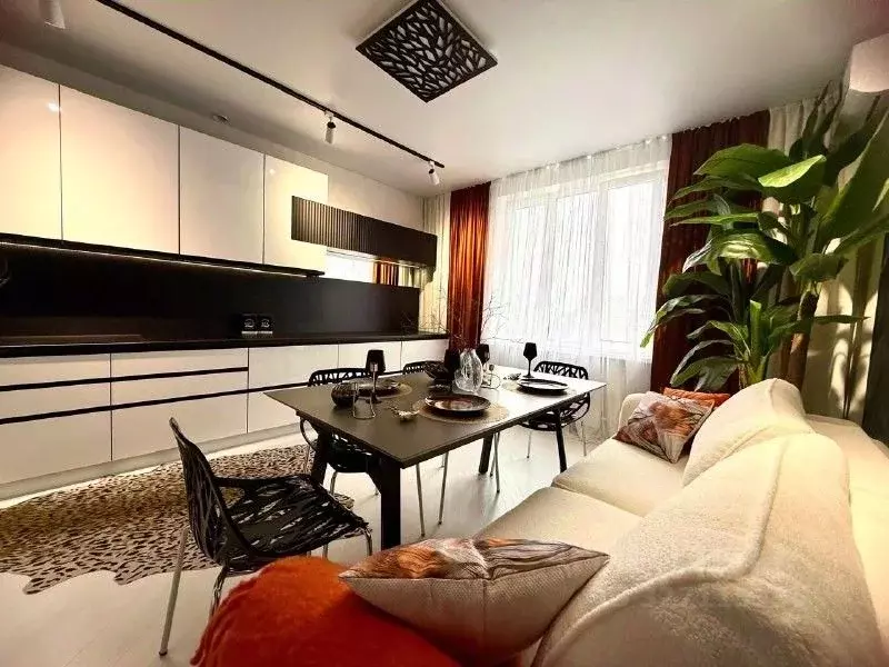 3-к кв. Ростовская область, Ростов-на-Дону ул. Еляна (75.0 м) - Фото 1