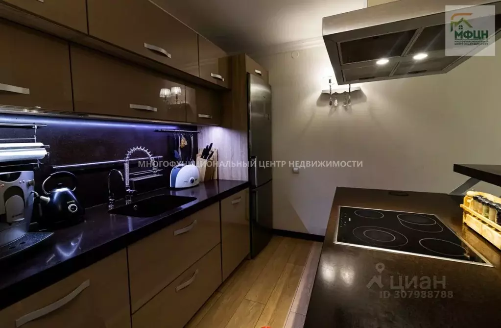 Таунхаус в Карелия, Петрозаводск Сегежская ул., 6В (280 м) - Фото 0
