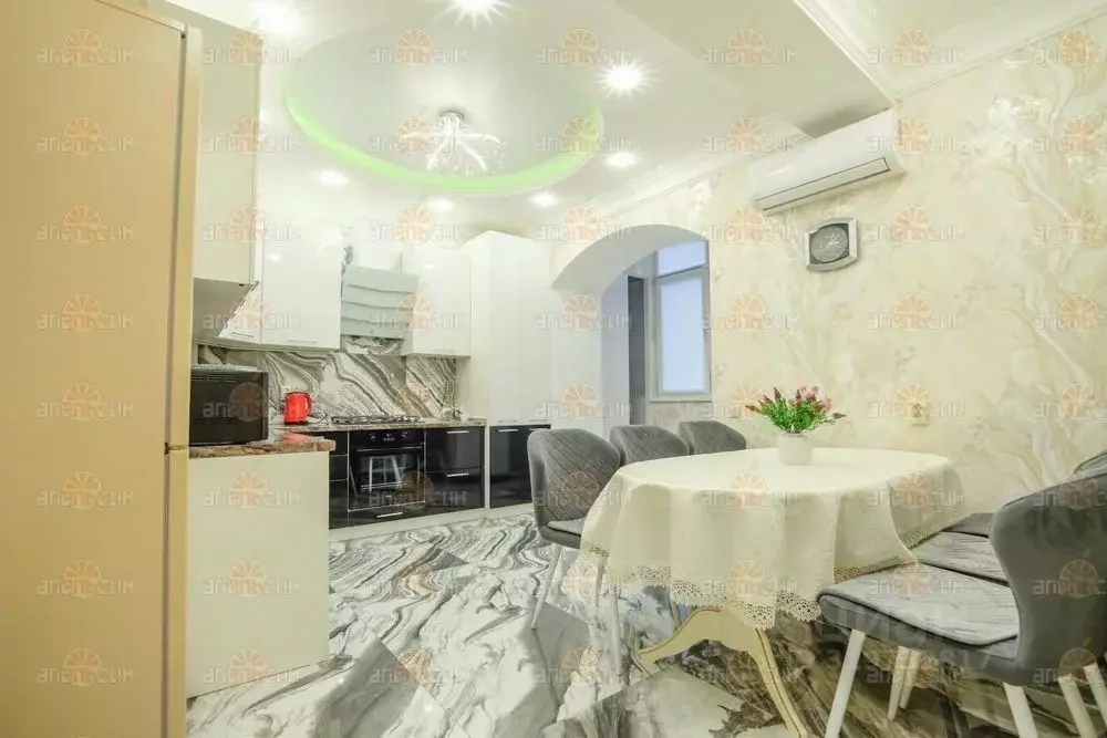 3-к кв. Ставропольский край, Ставрополь Октябрьская ул., 192В (102.4 ... - Фото 0