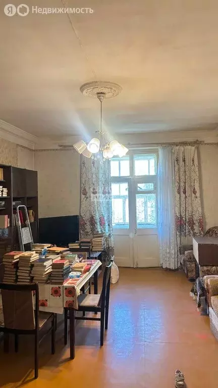 3-комнатная квартира: Уфа, улица Калинина, 1 (90.6 м) - Фото 1