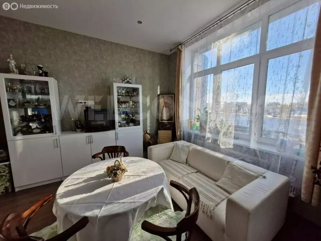 2-комнатная квартира: Санкт-Петербург, Пионерская улица, 50 (84 м) - Фото 1