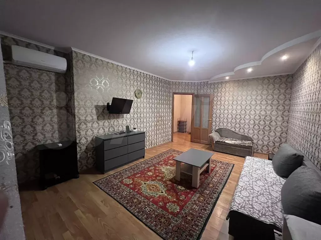 1-к. квартира, 45 м, 9/10 эт. - Фото 0