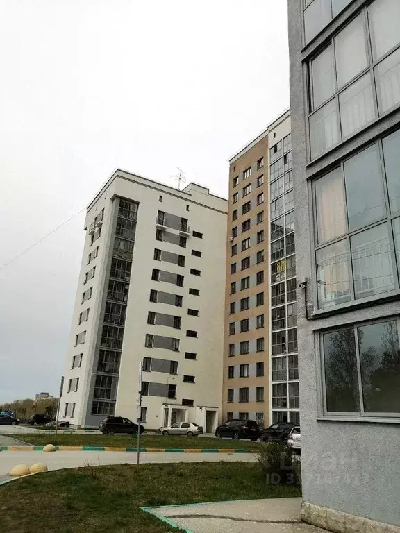 3-к кв. Новосибирская область, Новосибирск Шлюз мкр, ул. Русская, 38 ... - Фото 0
