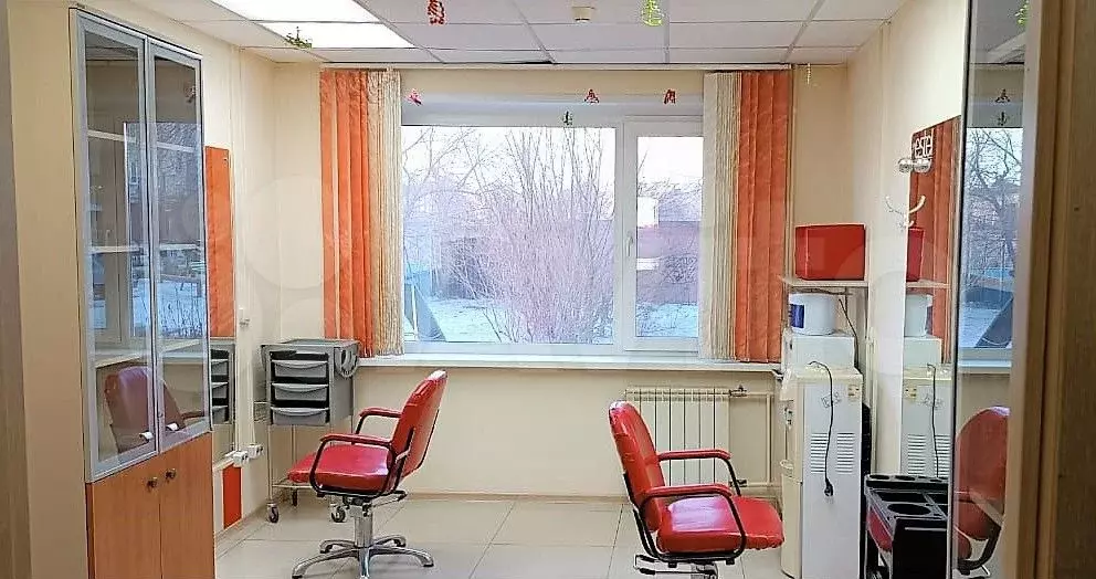 Коммерческое помещение с готовым бизнесом, 44 кв.м - Фото 0