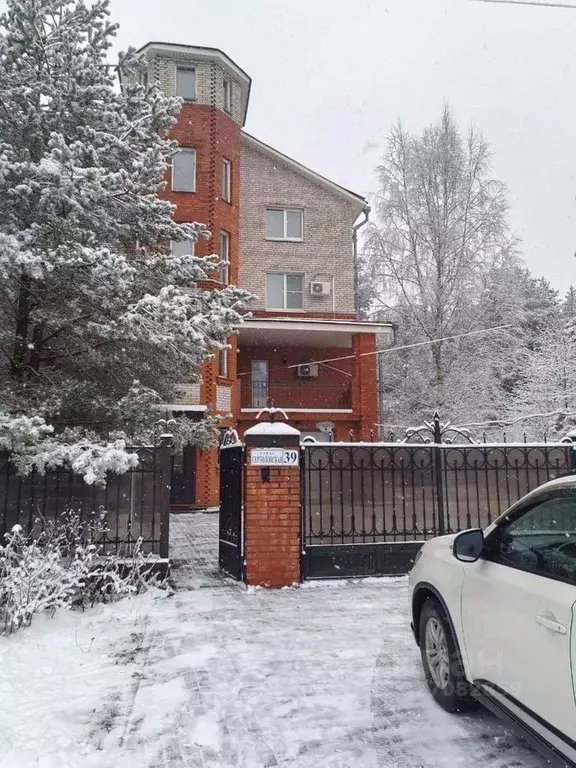 Коттедж в Санкт-Петербург пос. Парголово, Песочное ш., 63 (375 м) - Фото 1