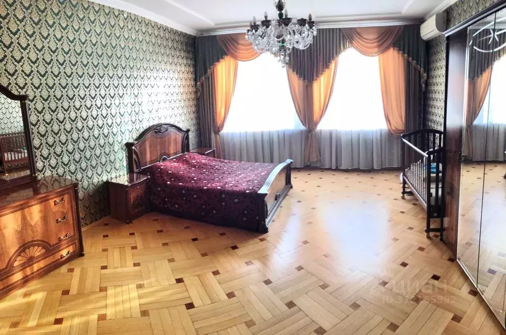 3-к кв. Татарстан, Казань ул. Столярова, 3 (100.0 м) - Фото 1