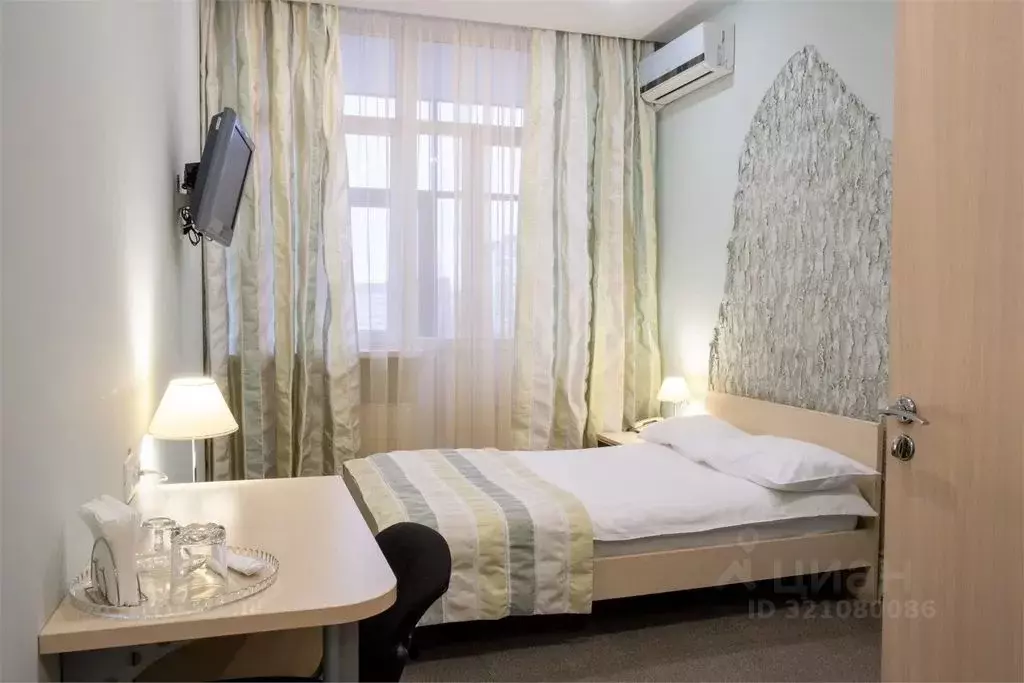 Комната Удмуртия, Ижевск Фронтовая ул., 2 - Фото 1