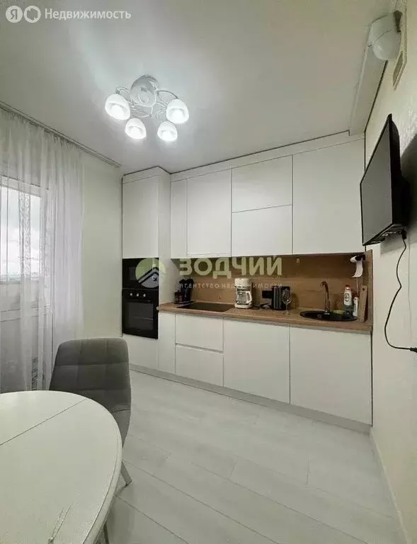 1-комнатная квартира: Чебоксары, Солнечный бульвар, 8к1 (33.9 м) - Фото 2