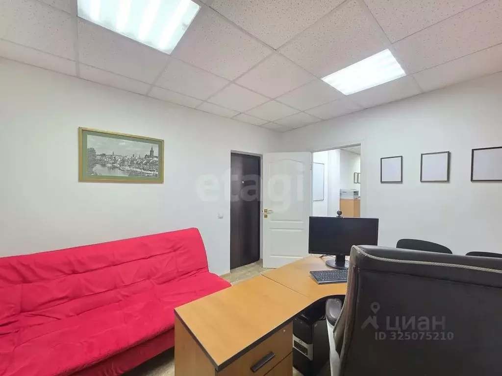 Офис в Калининградская область, Калининград ул. Юрия Гагарина, 16Г (36 ... - Фото 1