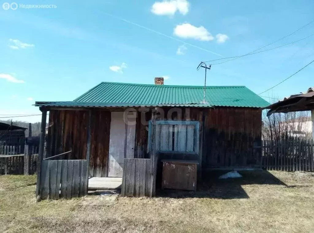 Дом в Красноярский край, Ачинский муниципальный округ, деревня ... - Фото 1