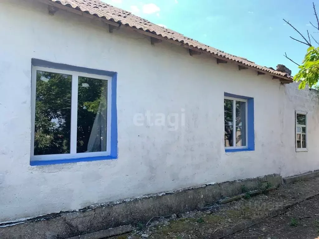 Дом в Крым, Краснознаменское с/пос, с. Трактовое ул. Титова, 21 (93 м) - Фото 1