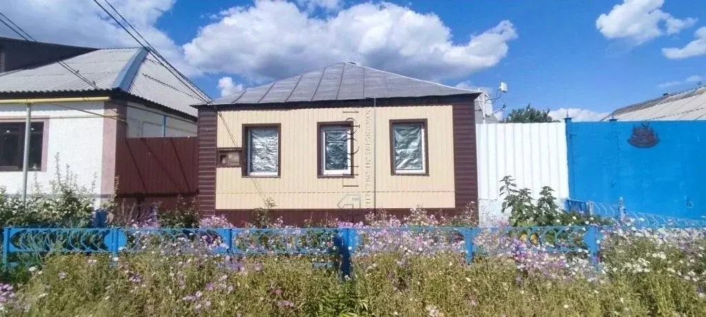 Дом в Белгородская область, Волоконовский район, Староивановское ... - Фото 0