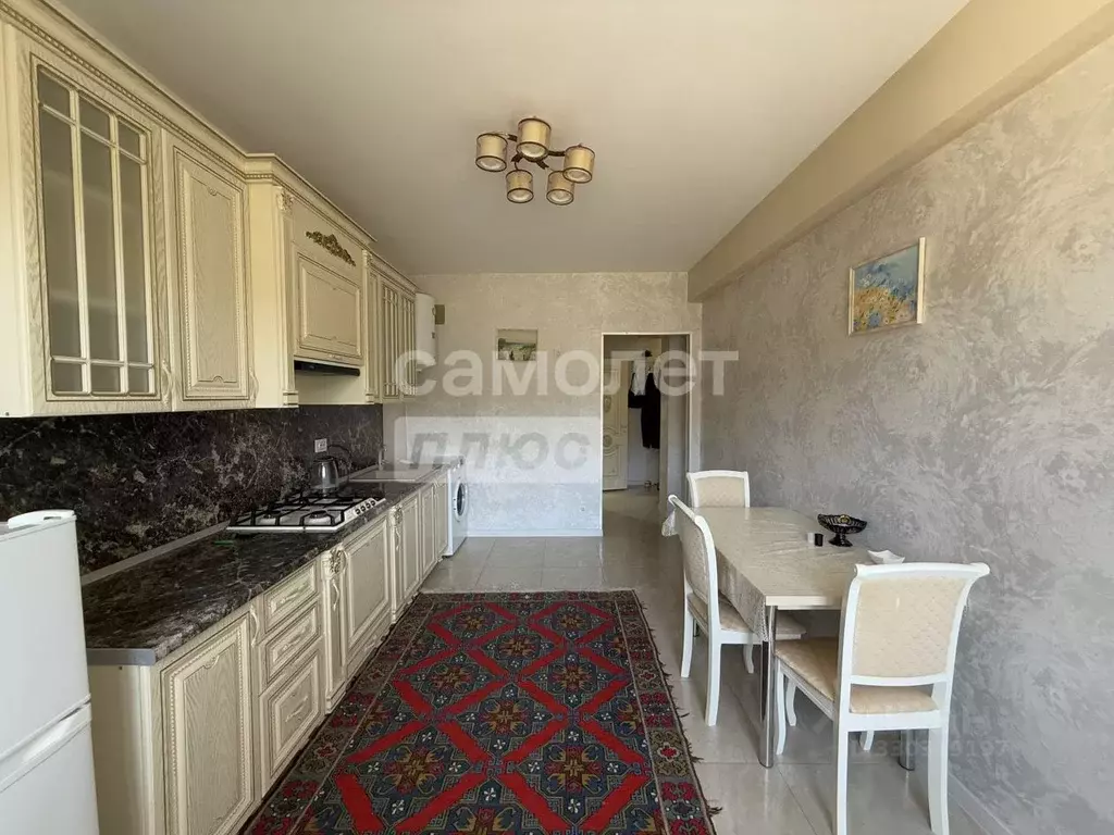 2-к кв. Дагестан, Дербент ул. Сальмана, 102 (79.0 м) - Фото 1