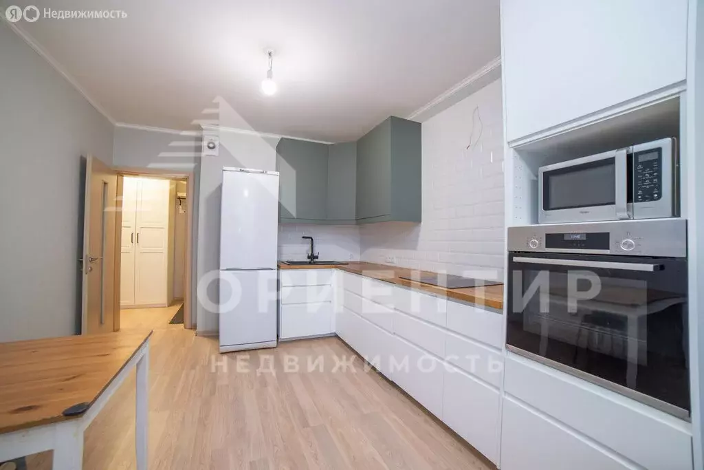 3-комнатная квартира: Екатеринбург, улица Краснолесья, 54 (88.7 м) - Фото 1