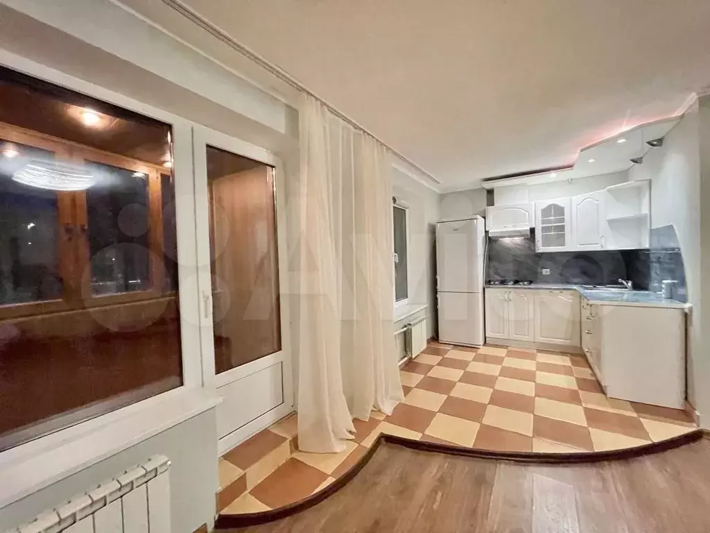 1-к. квартира, 35 м, 1/9 эт. - Фото 0