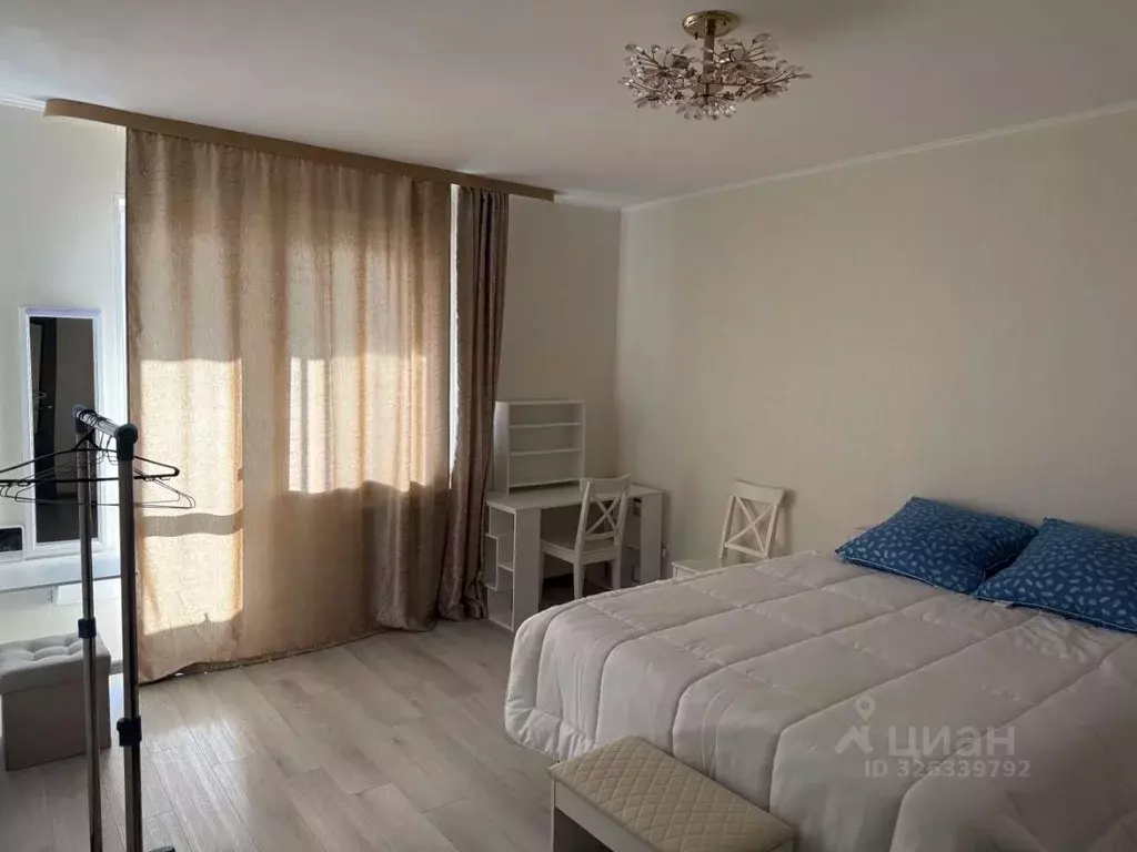 1-к кв. Хабаровский край, Хабаровск Уссурийский бул., 18 (50.0 м) - Фото 1