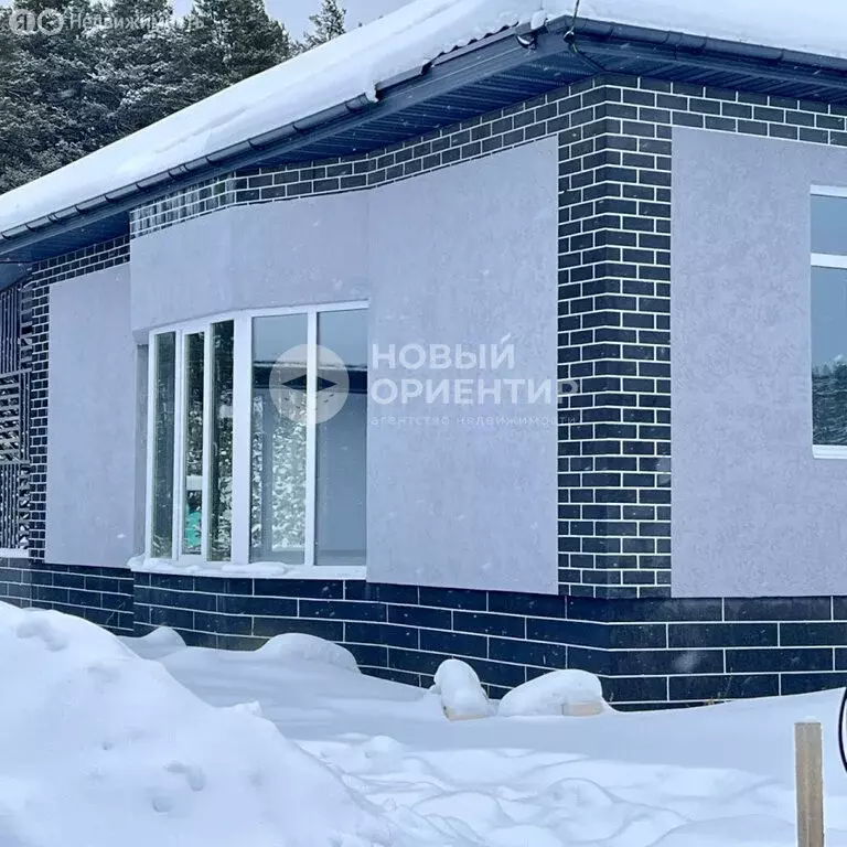 Дом в Свердловская область, Белоярский муниципальный округ, посёлок ... - Фото 1