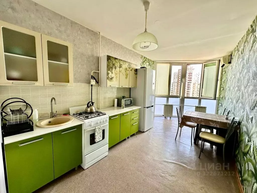 2-к кв. Волгоградская область, Волгоград ул. Имени Ивана Морозова, 9 ... - Фото 1