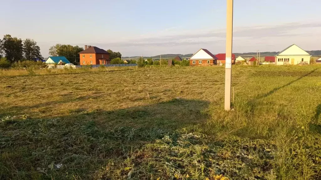 Участок в Башкортостан, Благоварский район, Языковский сельсовет, с. ... - Фото 0