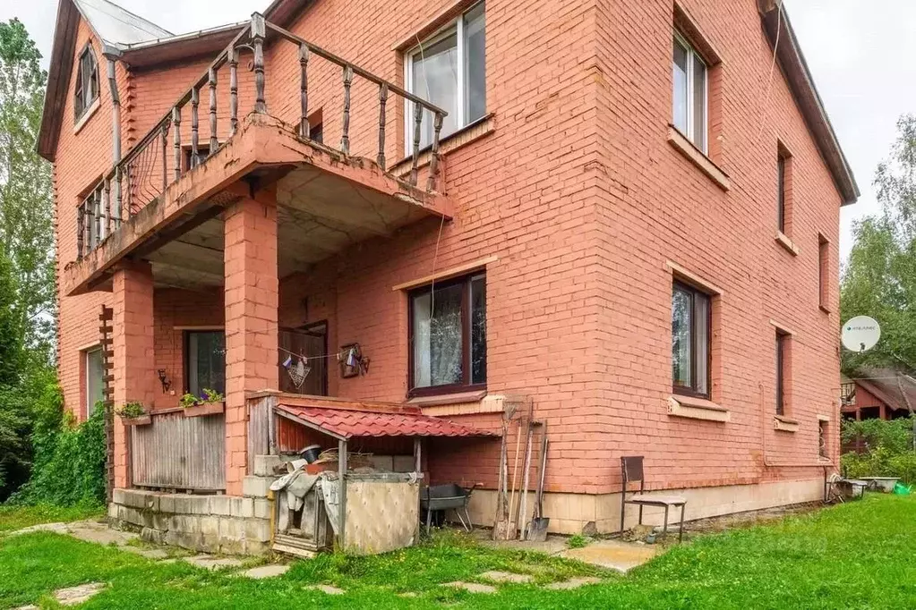 Дом в Санкт-Петербург, Санкт-Петербург, Петергоф ул. Баушевская, 3 ... - Фото 1