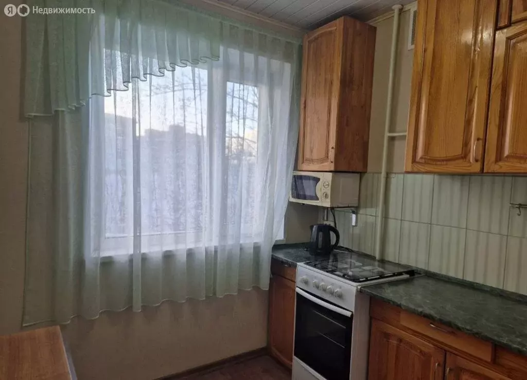 3-комнатная квартира: Мурманск, улица Свердлова, 50 (61.7 м) - Фото 2