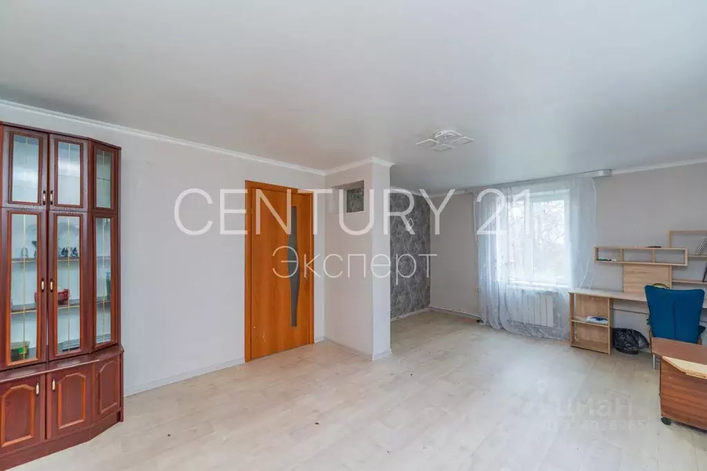 Дом в Калининградская область, Гвардейский муниципальный округ, пос. ... - Фото 2