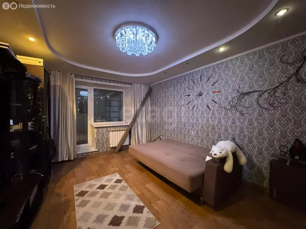 3-комнатная квартира: Ачинск, улица Кирова, 8 (60.4 м) - Фото 1