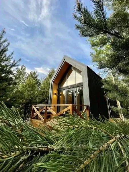 Дом в Свердловская область, Белоярский муниципальный округ, Новаторов ... - Фото 1