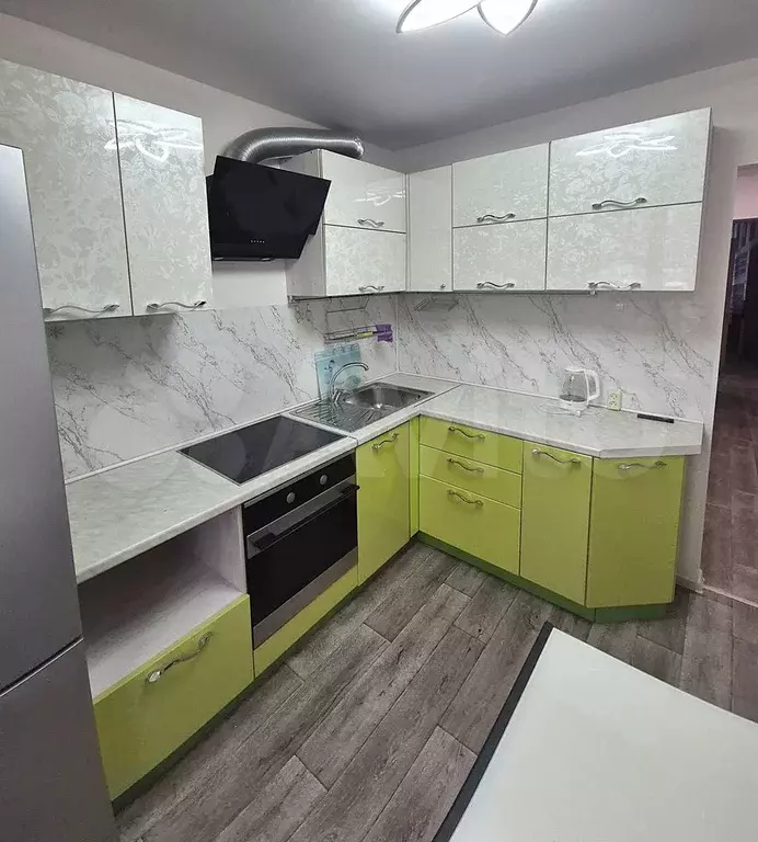 3-к. квартира, 70 м, 1/9 эт. - Фото 1