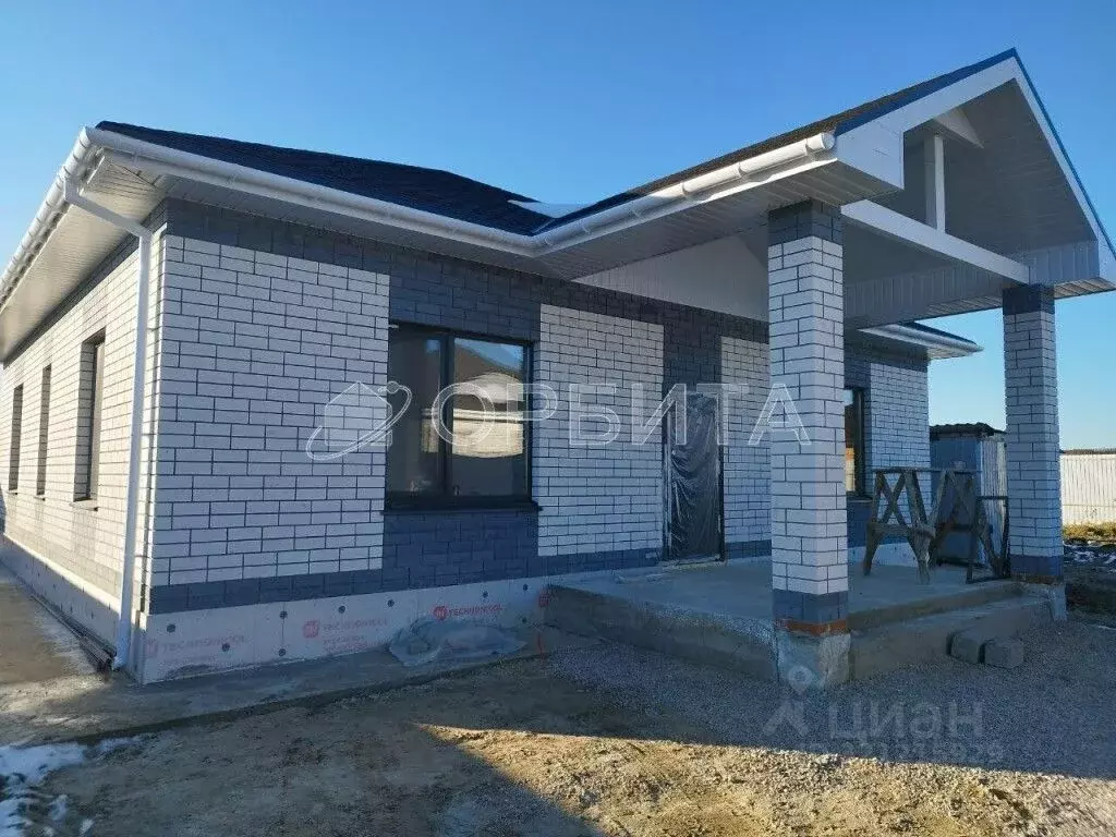 Дом в Тюменская область, Тюменский район, с. Перевалово  (120 м) - Фото 1