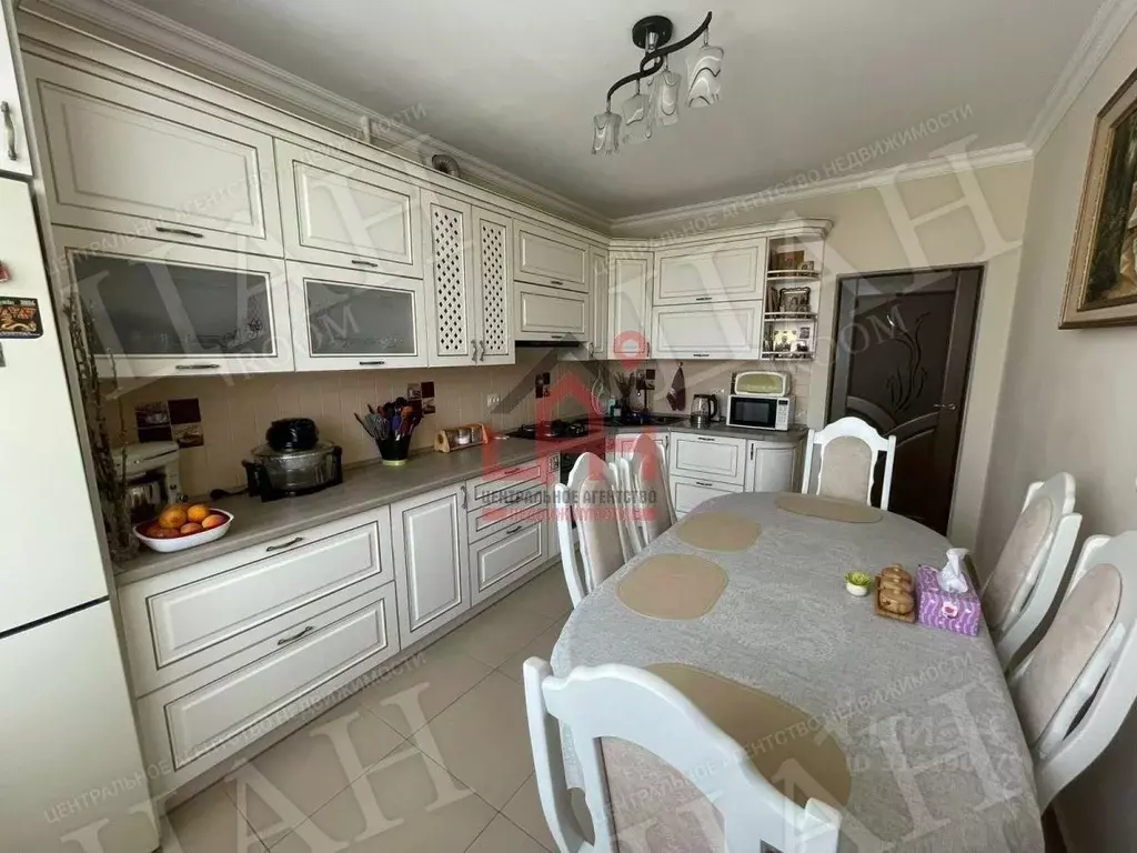 3-к кв. Ставропольский край, Ессентуки Кисловодская ул., 116к1 (80.0 ... - Фото 0