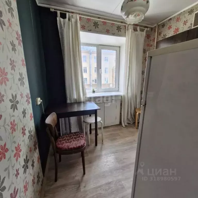 1-к кв. Свердловская область, Екатеринбург ул. Хохрякова, 11 (28.7 м) - Фото 1