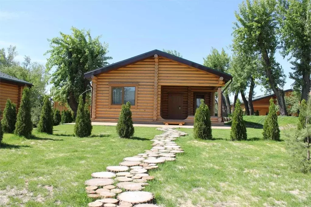 Дом в Волгоградская область, Краснослободск Среднеахтубинский район, ... - Фото 1