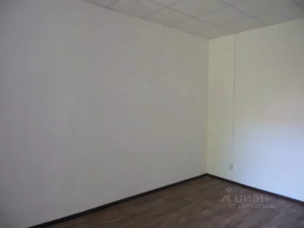 Офис в Астраханская область, Астрахань Бахтемирская ул., 5 (19 м) - Фото 2