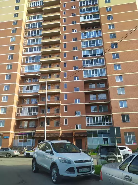 2-к кв. Московская область, Лобня Молодежная ул., 12 (62.7 м) - Фото 1