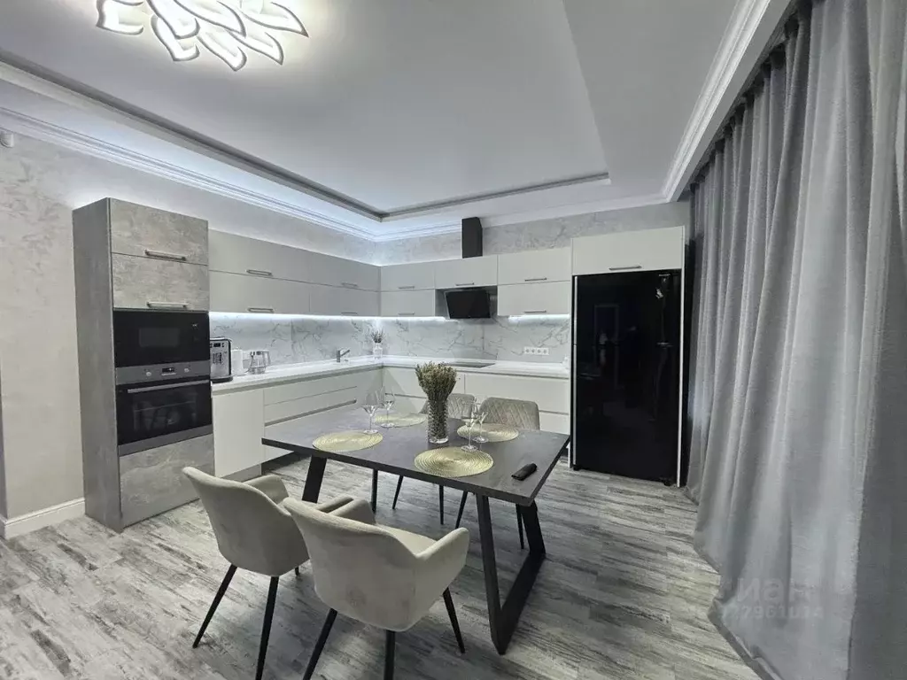 3-к кв. Самарская область, Тольятти Комсомольское ш., 42/16 (130.0 м) - Фото 1