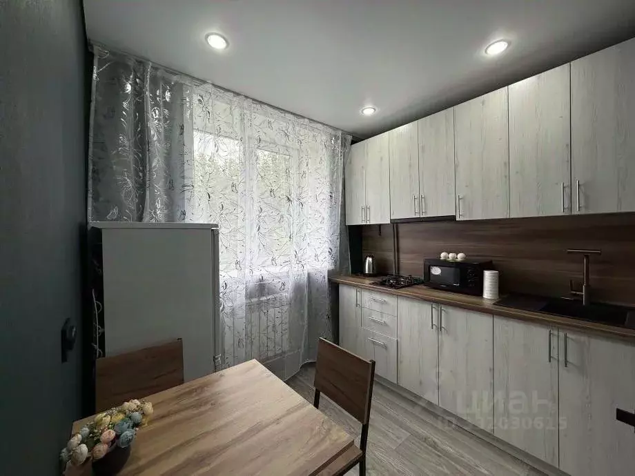 1-к кв. Татарстан, Зеленодольск ул. Фрунзе, 1А (32.0 м) - Фото 1