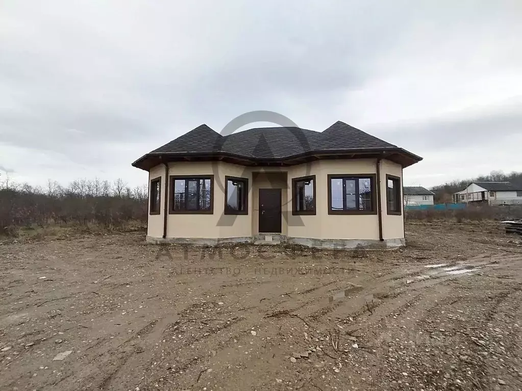 Дом в Краснодарский край, Хадыженск Апшеронский район, Ангарская ул., ... - Фото 1