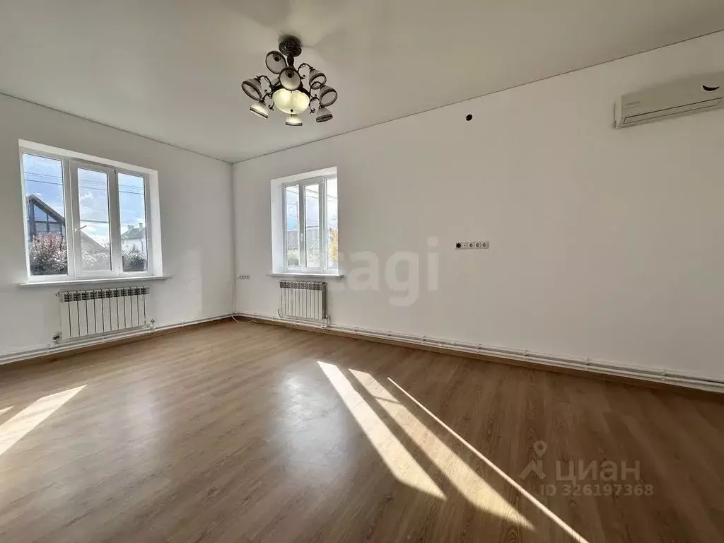 Дом в Краснодарский край, Ейск ул. Космонавтов (106 м) - Фото 2